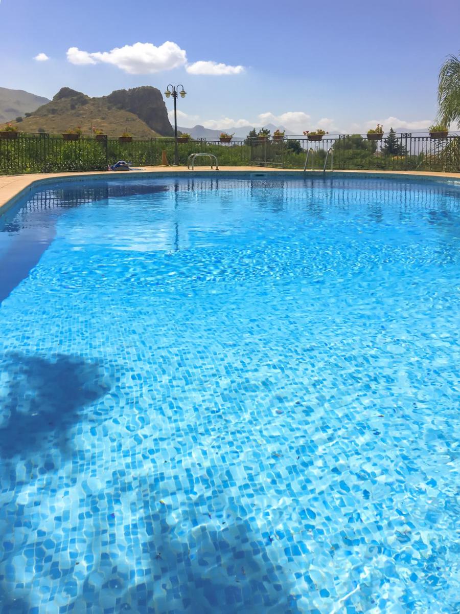 Villa Zagara Bagheria by Sicily in Villas - Housity