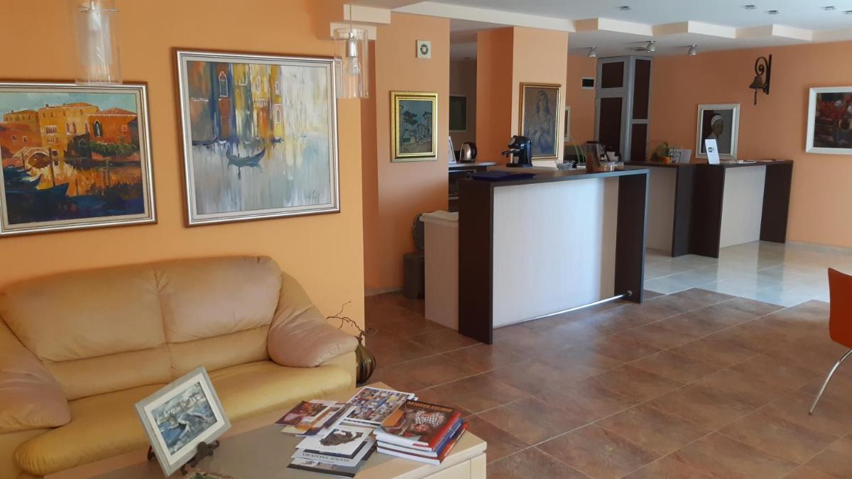 Motivi Hotel - Housity