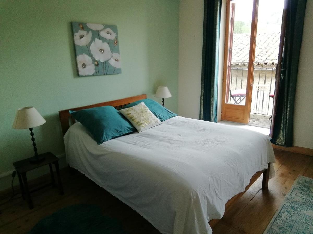 Aux douces nuits de Rivel - Housity