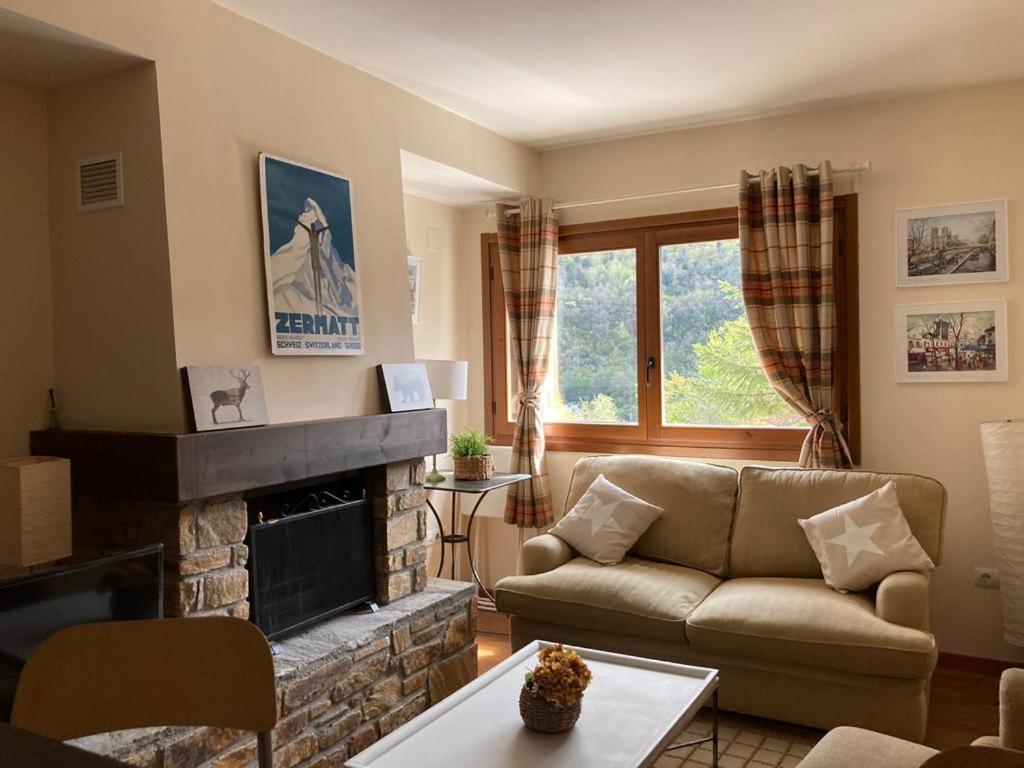 Apartamento un dormitorio Los Altos de Escarrilla, FORMIGAL-PANTICOSA - Housity