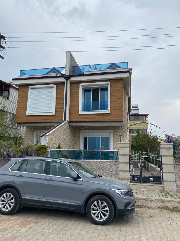 Villa Mete - Housity