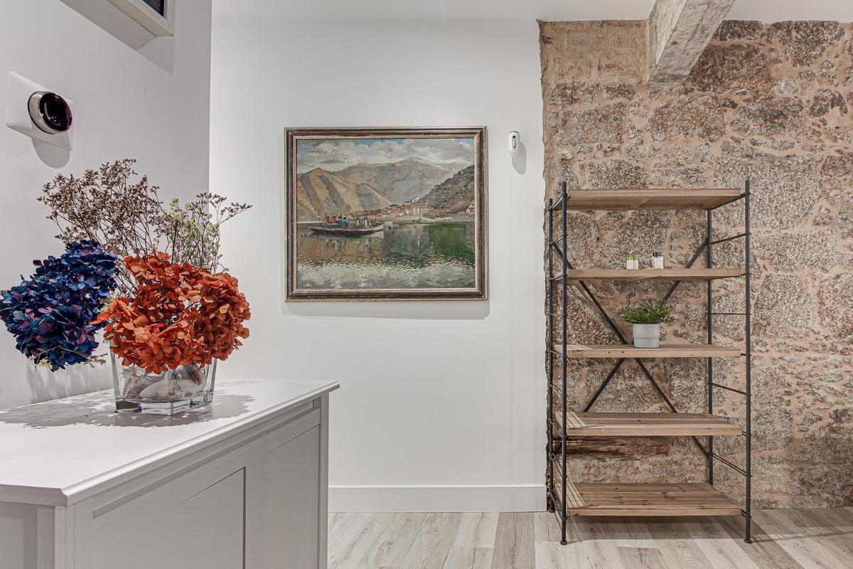 Central Square Deluxe Apartment - Housity
