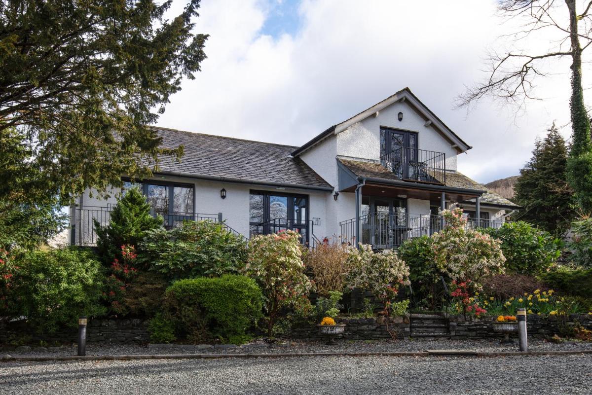 Windermere Rooms at The Wateredge Inn - Housity