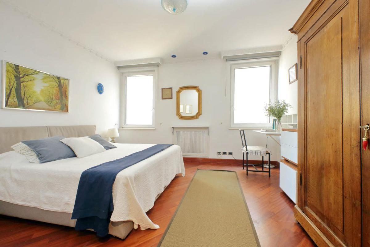 4BNB - Luxury Trevi Apartment w Terrace - Housity
