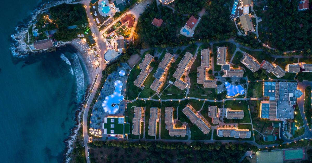 Mareblue Beach - Housity