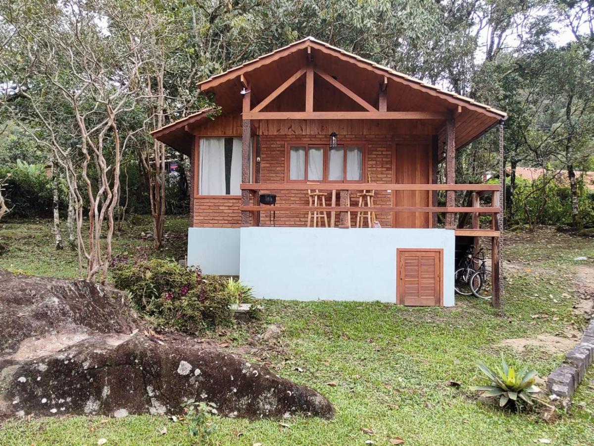 Ksa de Varanda em Visconde de Mauá - Housity