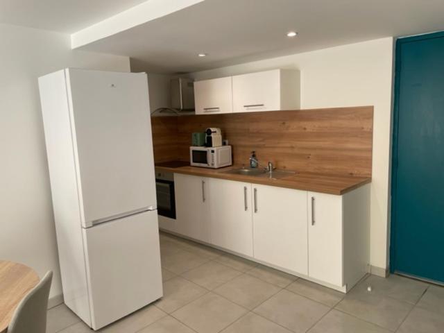 Appartement climatisé avec cour en centre ville - Hizvo