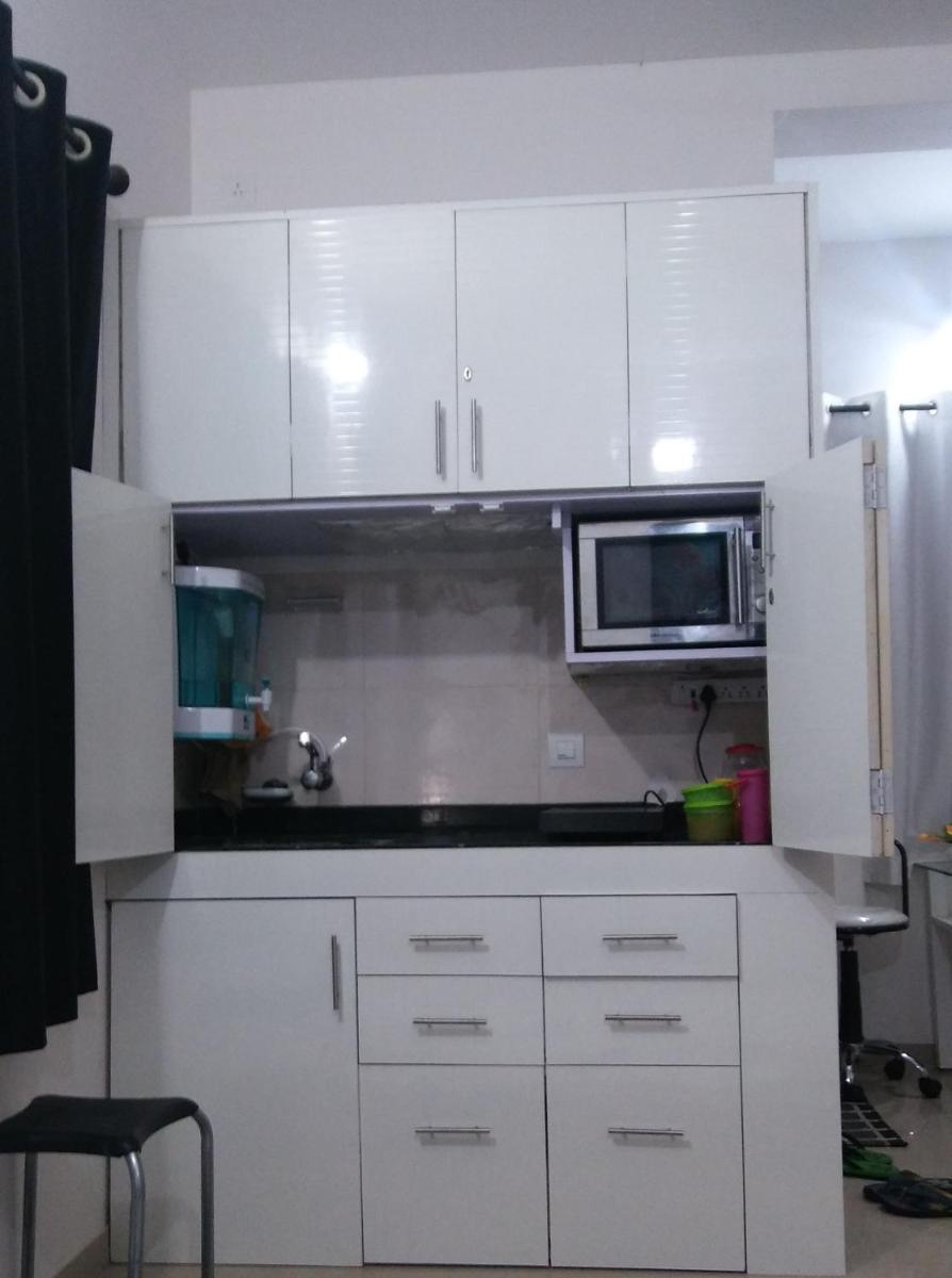 Studio Apartment - Housity