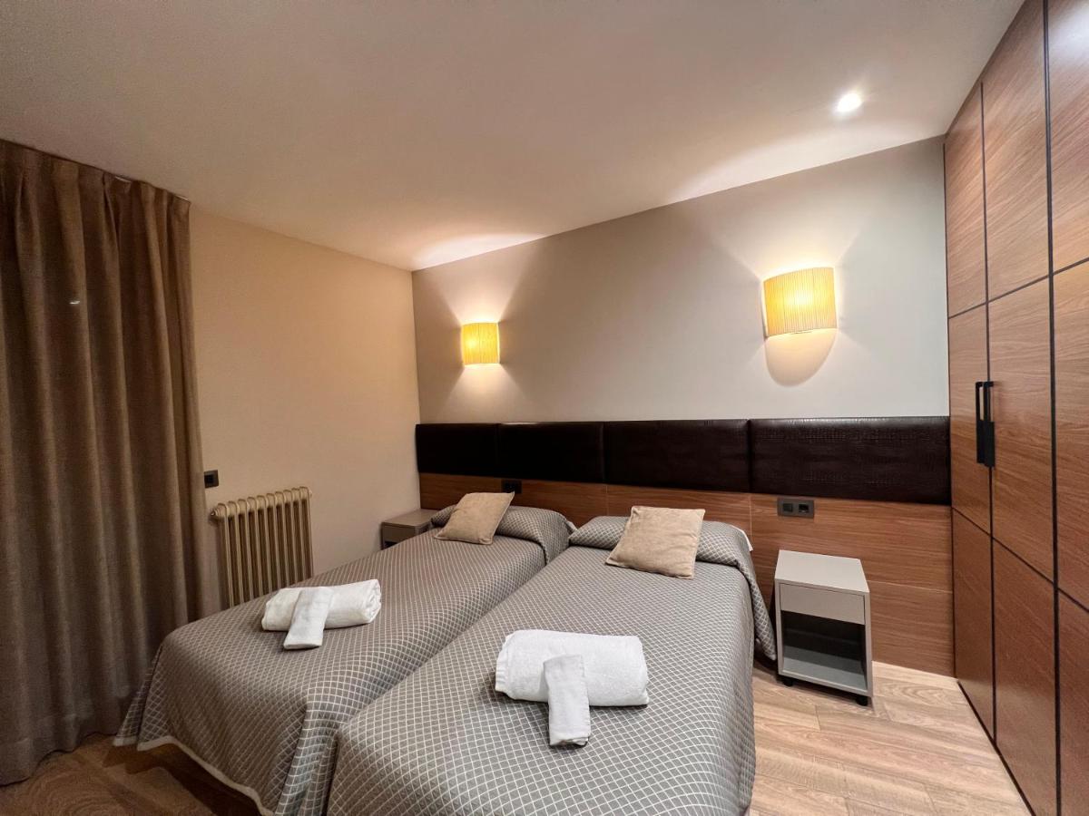 Apartamentos Casa Roldan - Housity