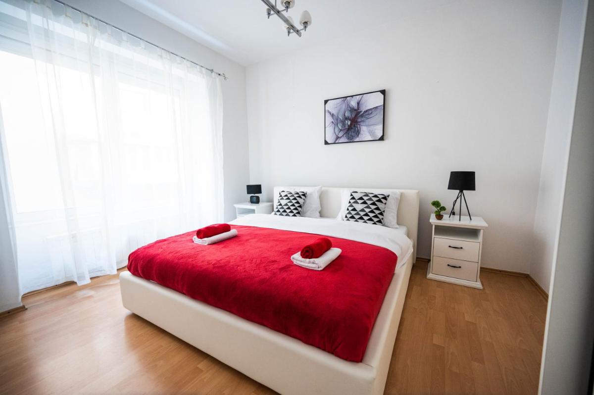 Bright and Modern 1BDR Apartment in the Center - Housity
