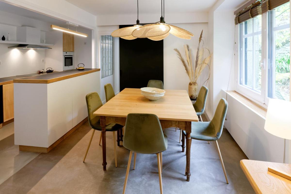 Cuisine ou kitchenette dans l'établissement Ty Mad