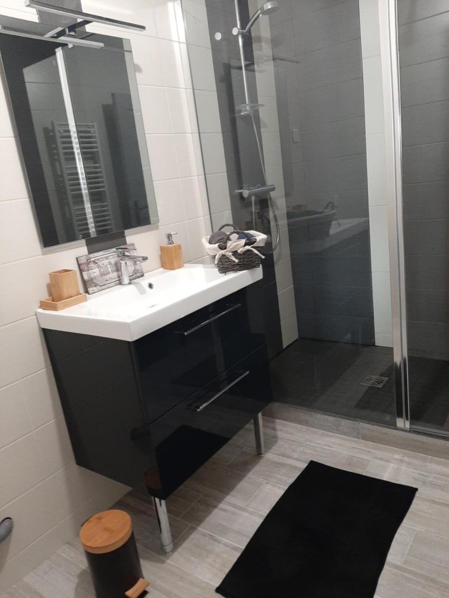Appartement Cosy plein coeur de Guémené-sur-Scorff - Housity