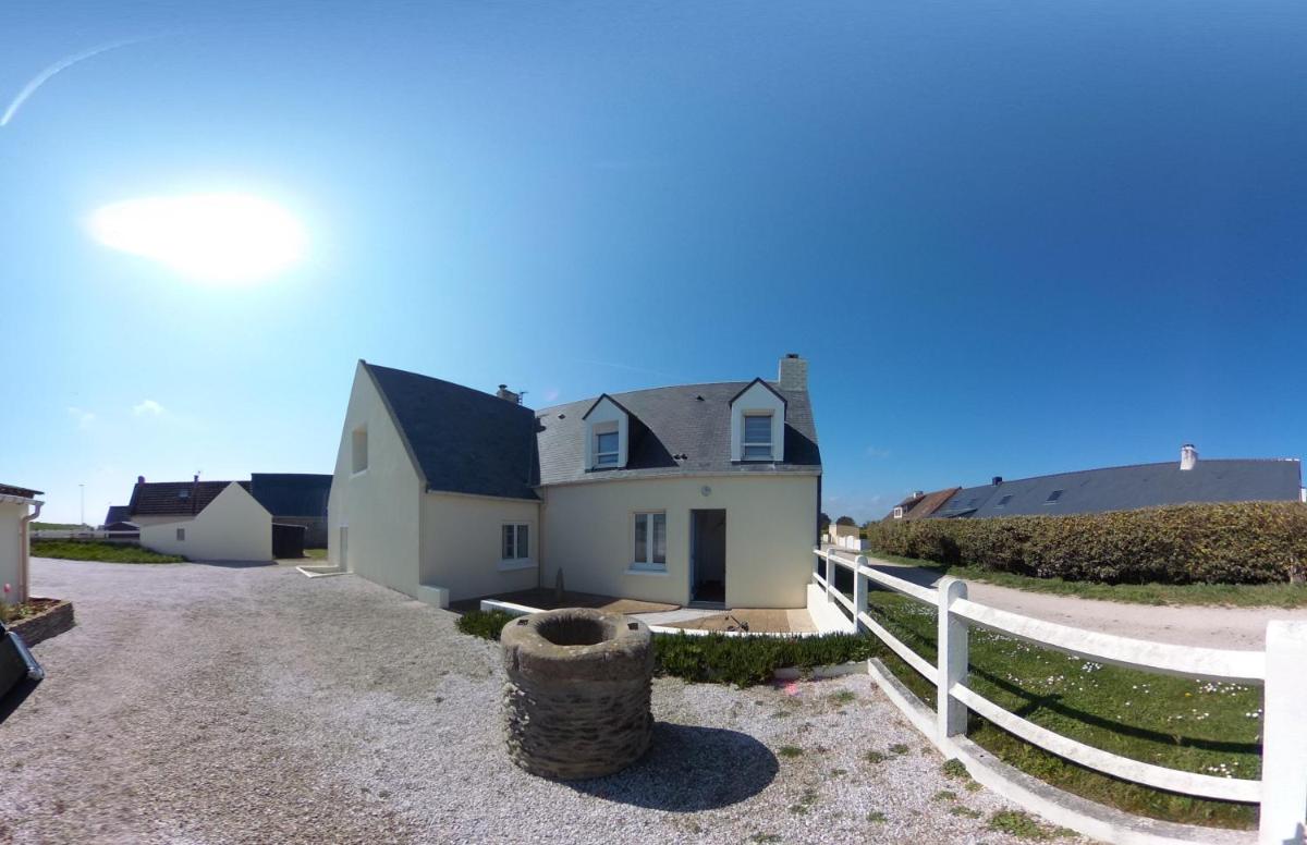 Villa La Marine en bord de mer - Housity