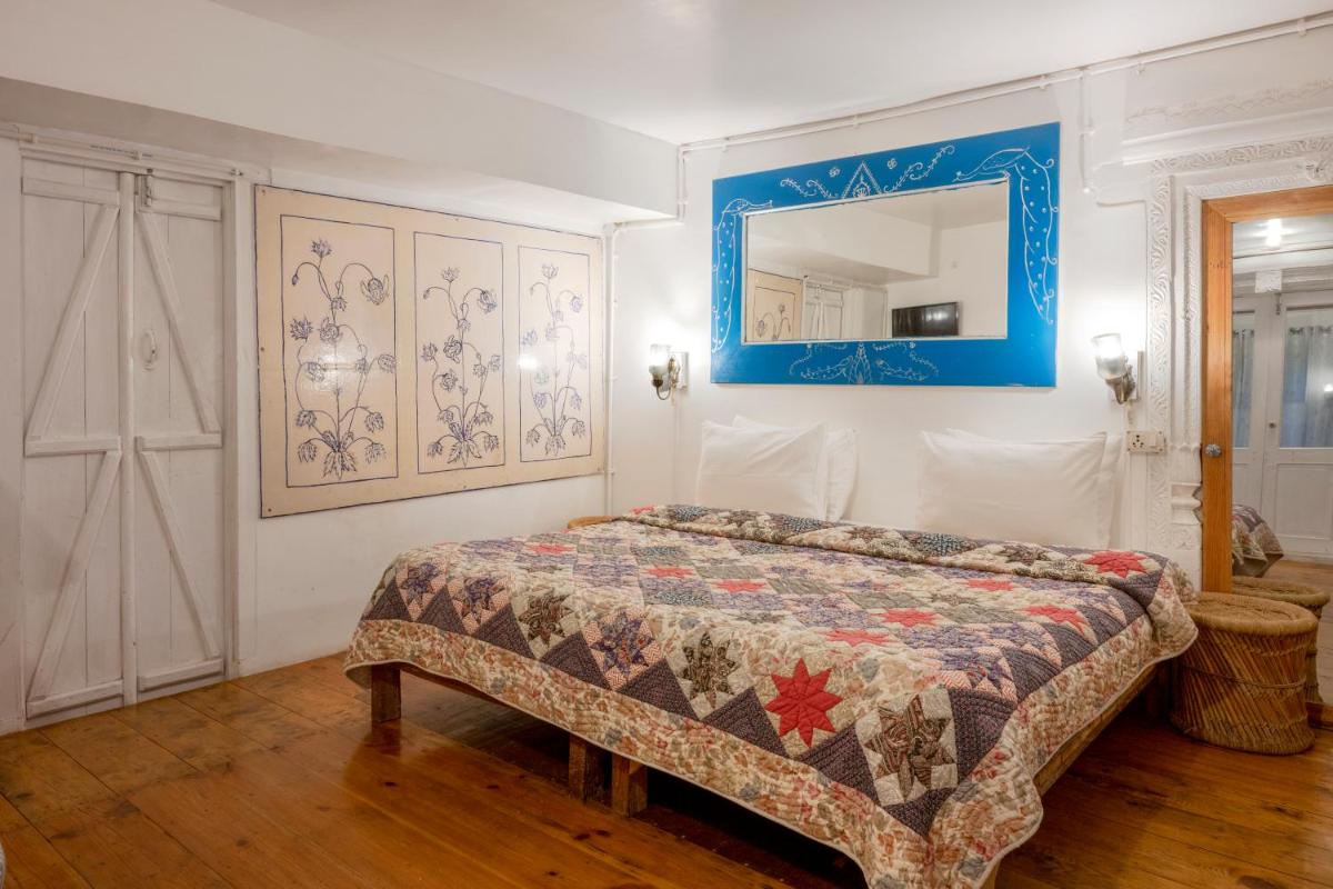 ROSASTAYS Jeolikote - Housity