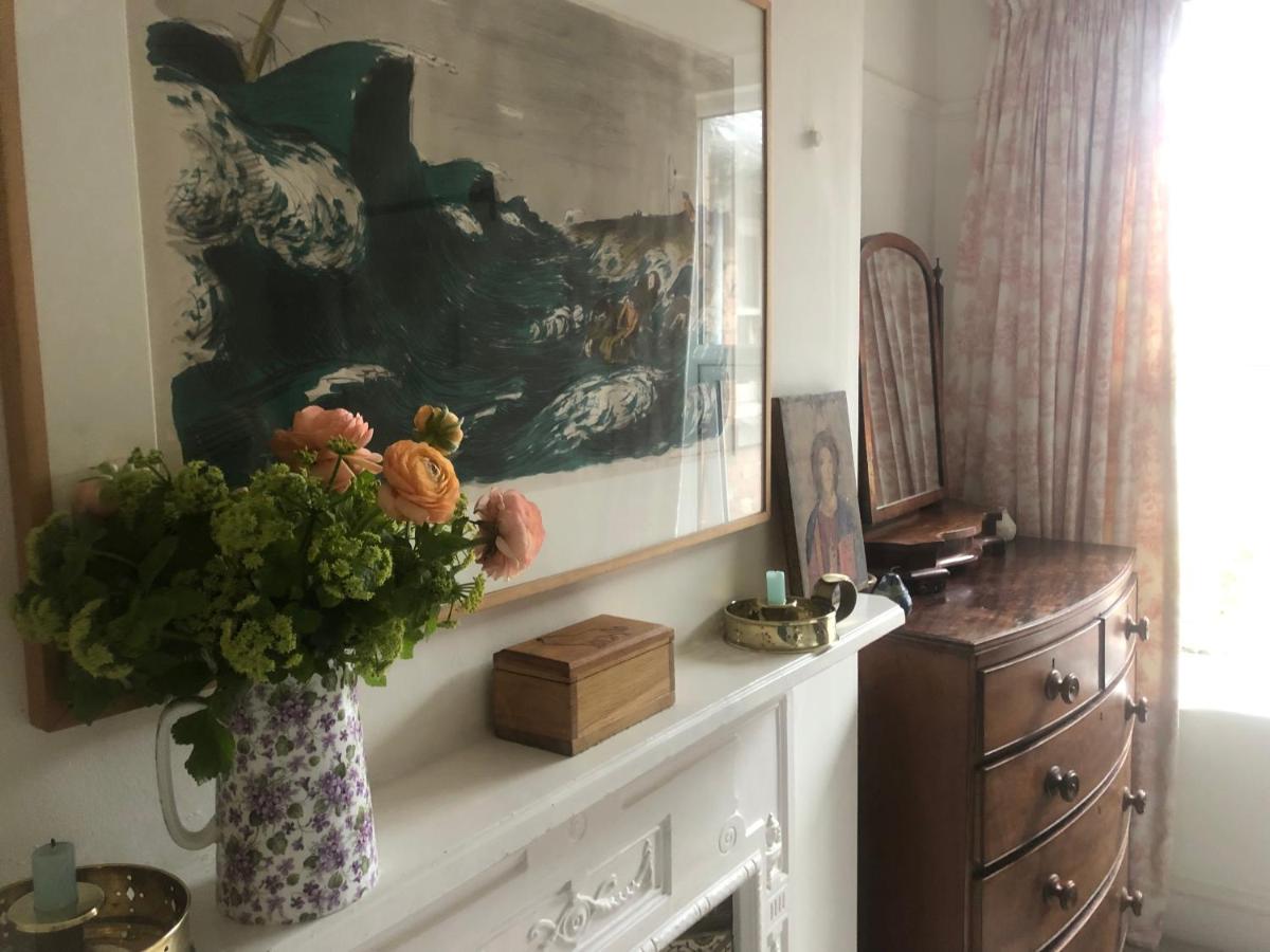 Fabulous Beachside House - Housity