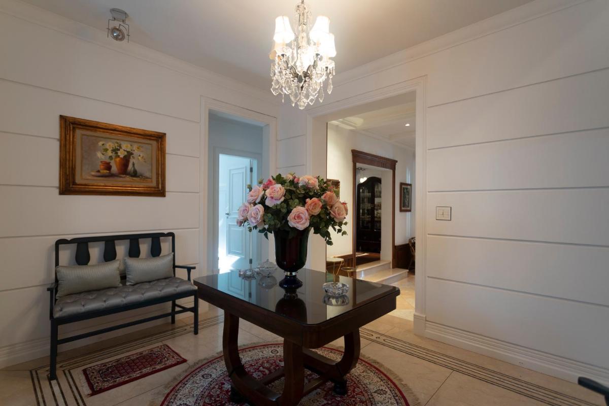 Maison Neoclássica 5 estrelas confort - Housity