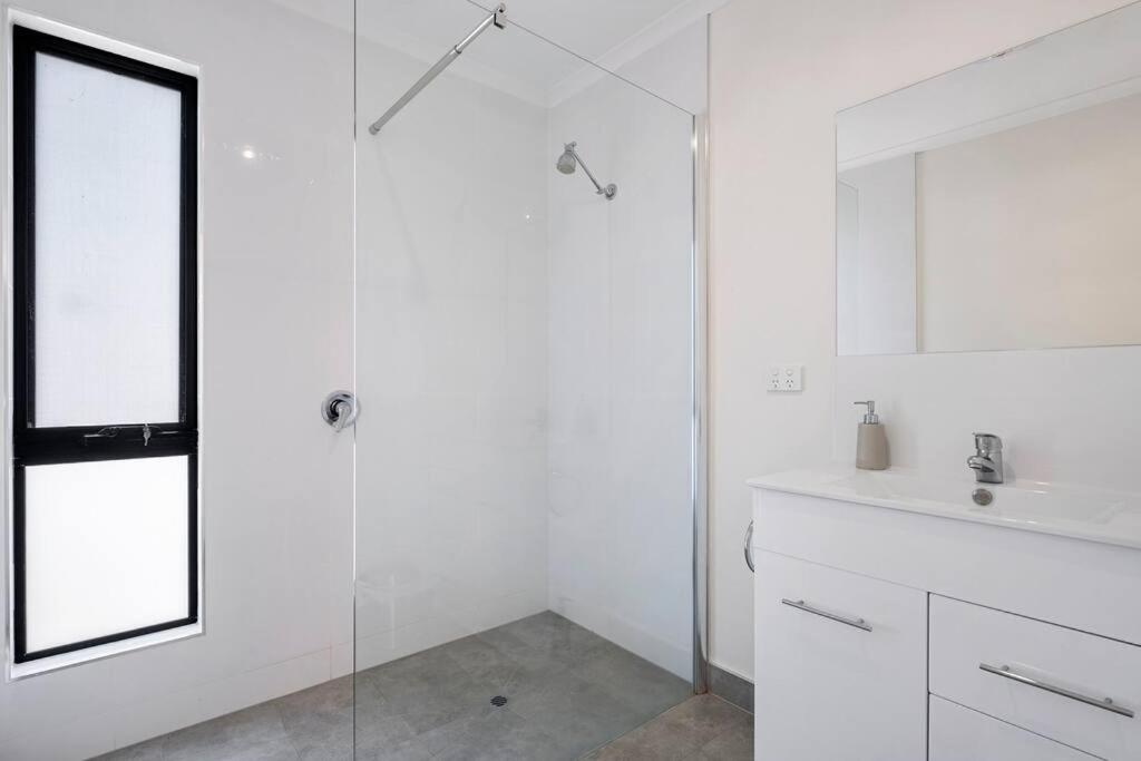 Bordaga Holiday Units - Unit 2 - Housity