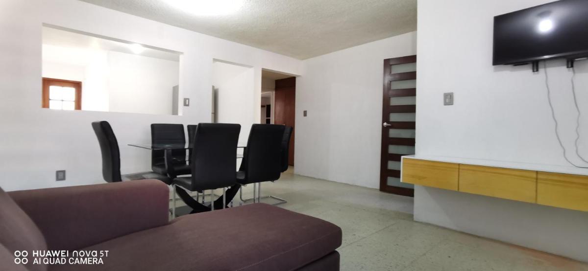 Casa Jazmin Queretaro Centro - Housity