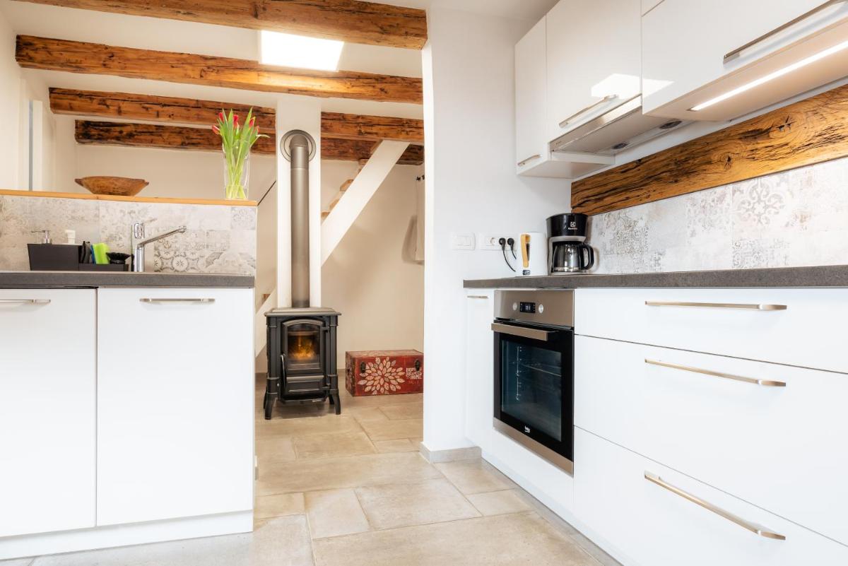 Apartment VILLA IRENA Great For a Family Holiday With Free Parking And EV Station - Housity