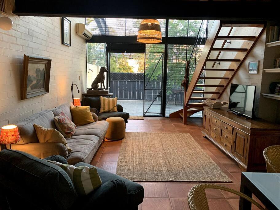 Nikki's beach house - Housity