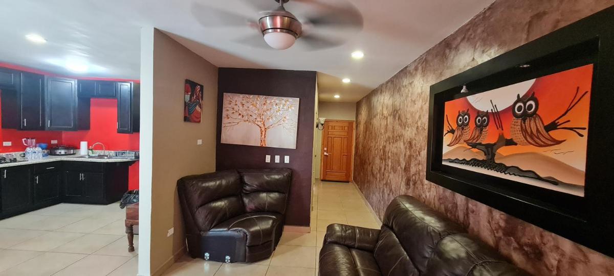 Big 3 bedroom house. - Housity