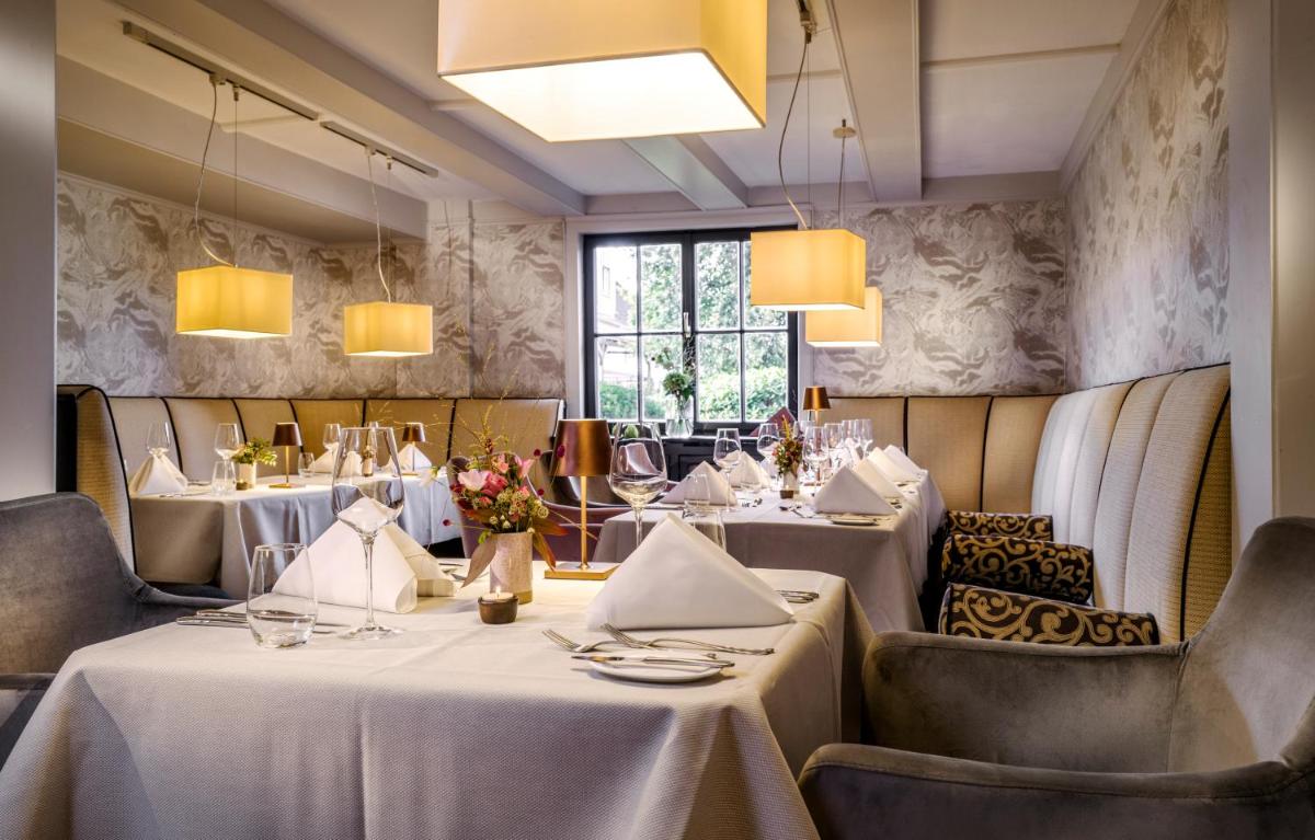 Romantik Hotel Neuhaus - Housity