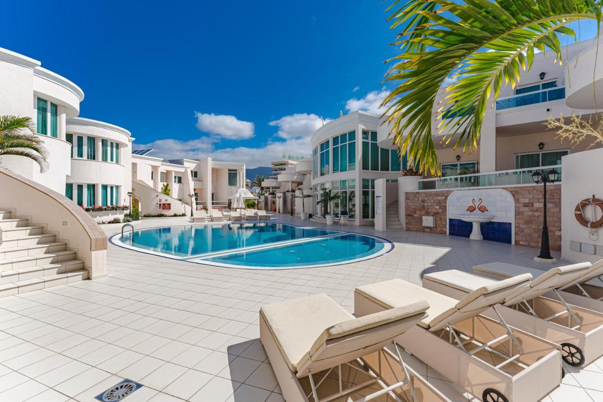 Piscina en o cerca de Flamingo Suites Boutique Hotel