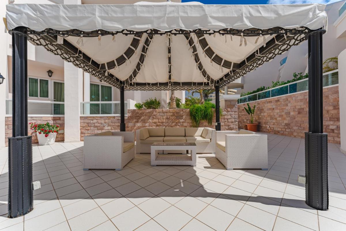 Imagen de la galería de Flamingo Suites Boutique Hotel, en Adeje