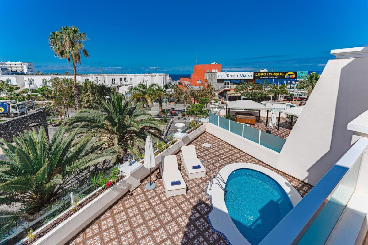 Piscina en o cerca de Flamingo Suites Boutique Hotel