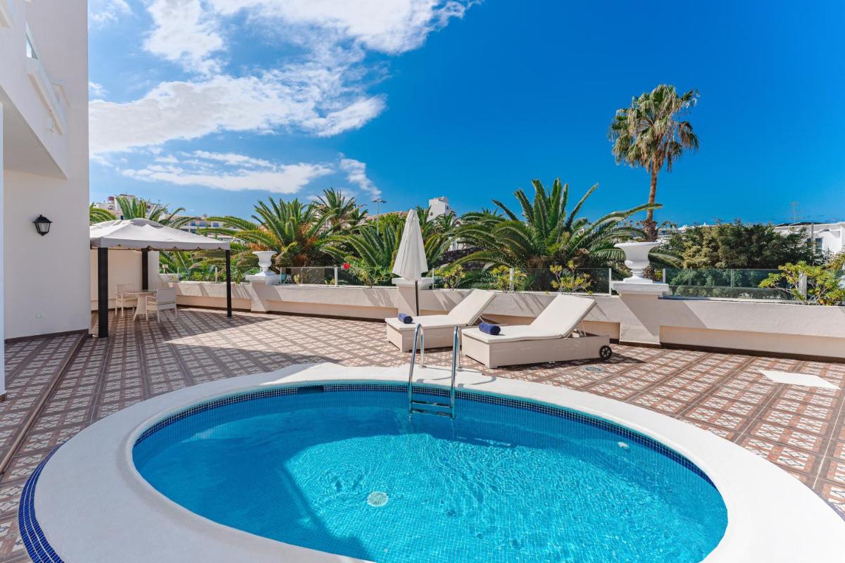 Piscina en o cerca de Flamingo Suites Boutique Hotel