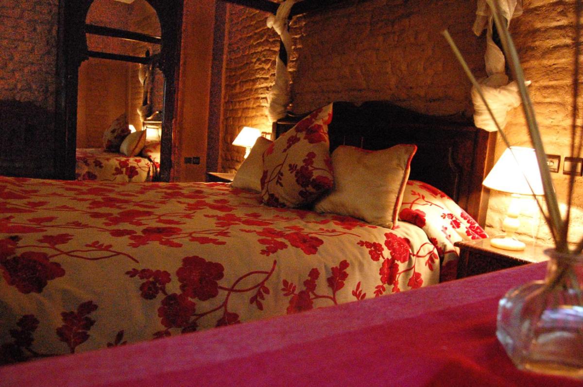 La Rose Du Desert - Housity