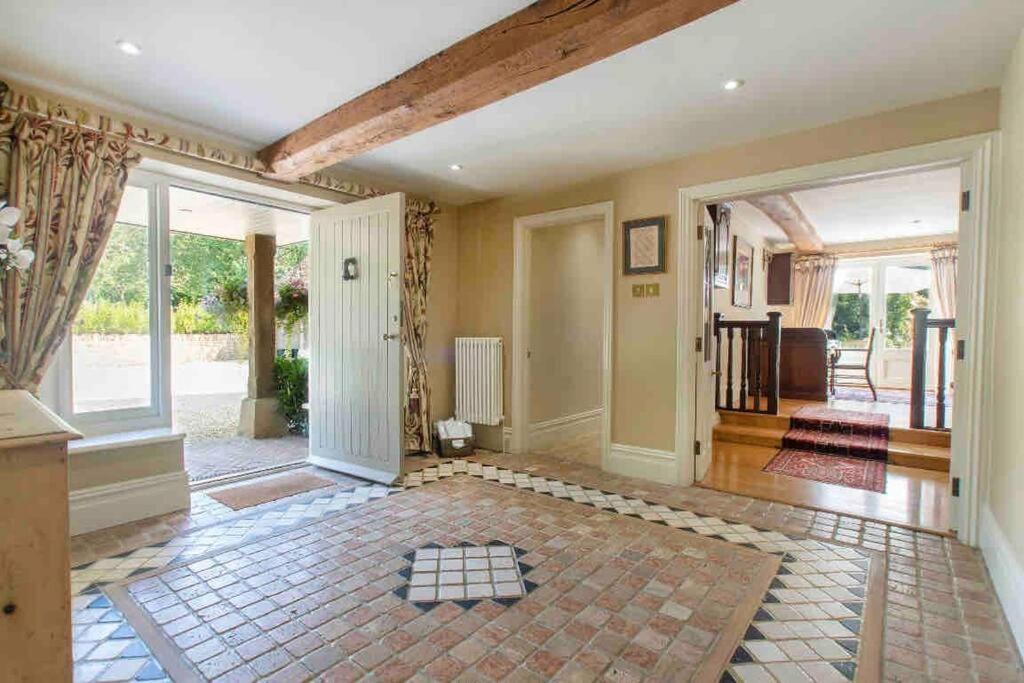 Stunning Country Farm House between Bristol & Bath - Housity