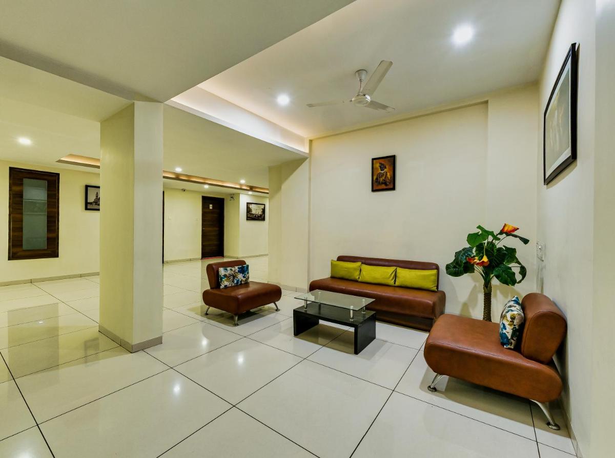 Hotel Galaxy Inn-Best Business Hotel in Kolhapur - Housity