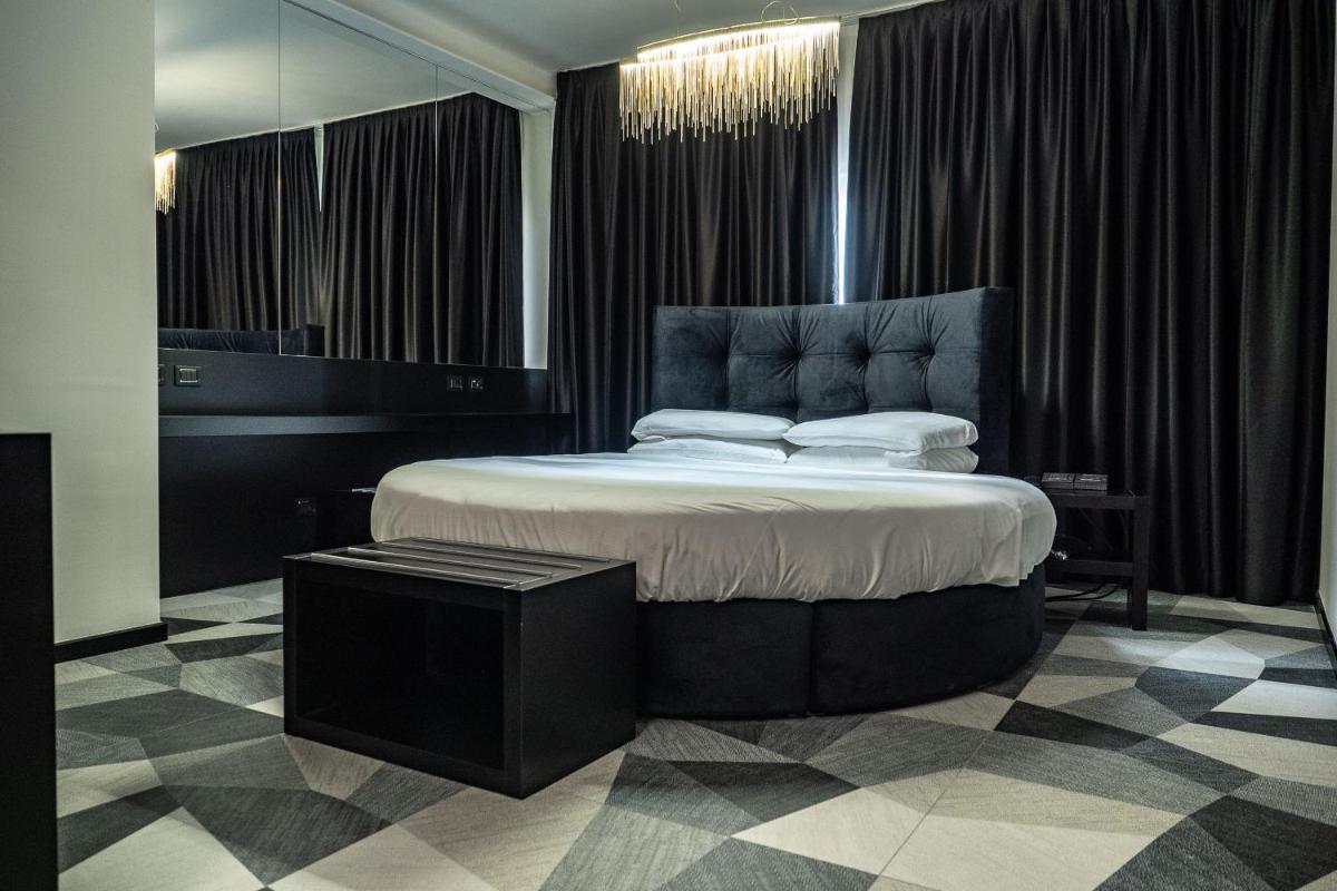 My Suite Hotel - Housity