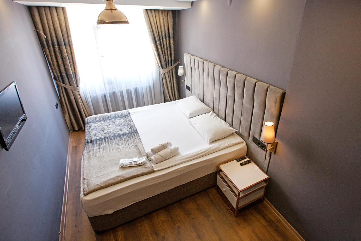 Stories Hotel - Housity