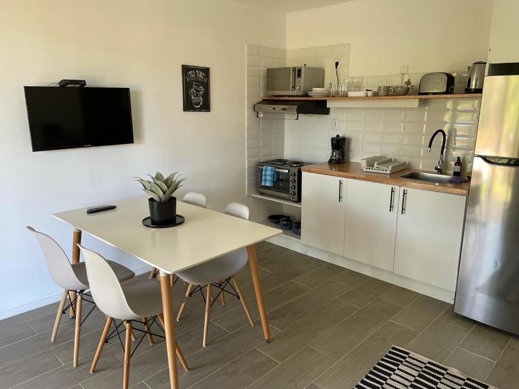 VILLA MORA Punta Colorada - Housity