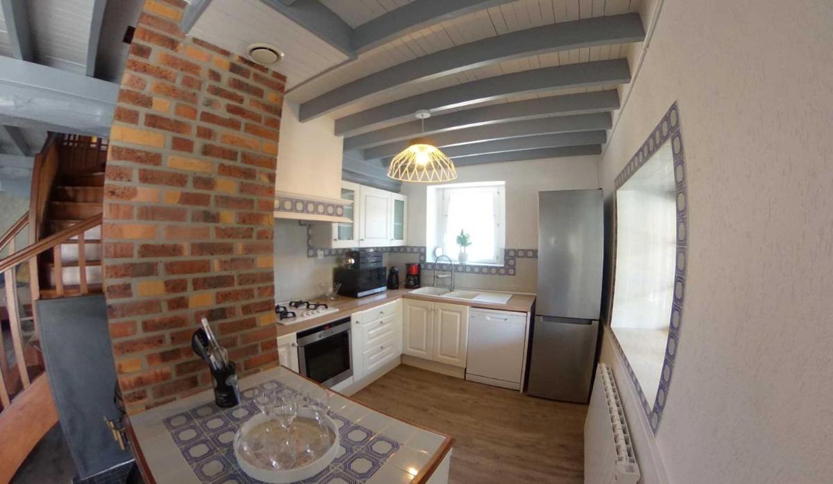 Villa La Marine en bord de mer - Housity