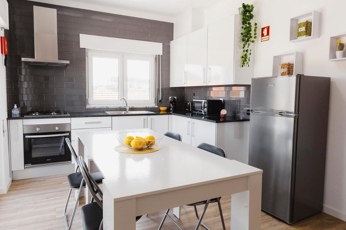 Santa Helena Apartments - Housity