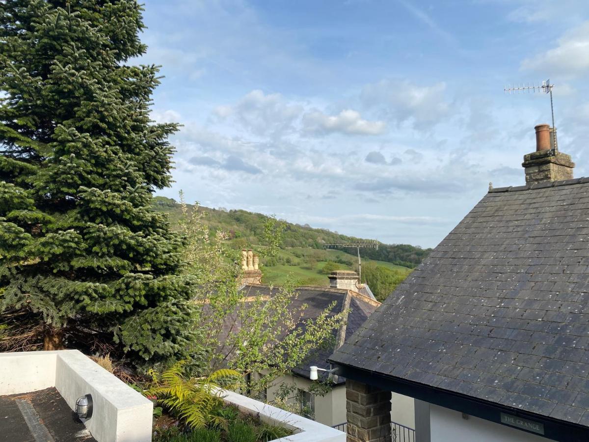 Adorable Tiny Home Garage Conversion Matlock Bath - Housity
