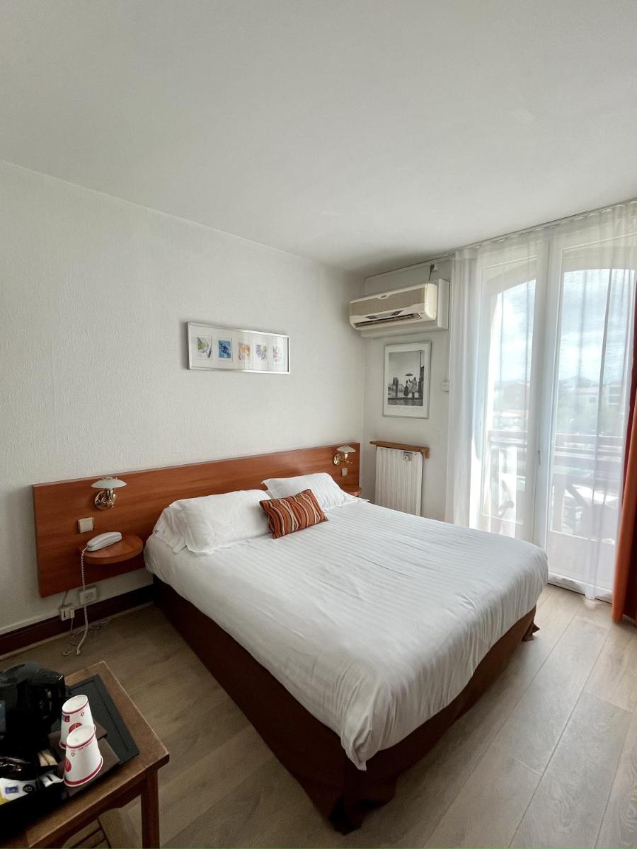 Hotel Colbert - Housity