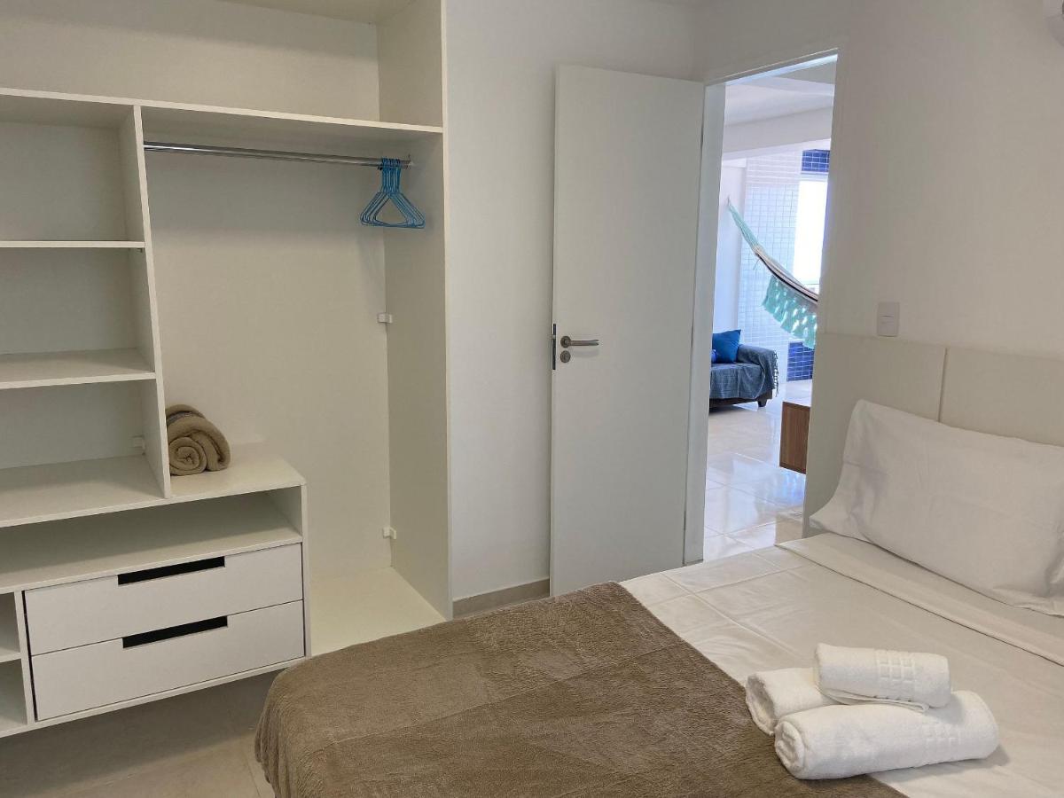 Bela Hospedagem - Flat pé na areia no Bessa com vista incrível do mar - Housity