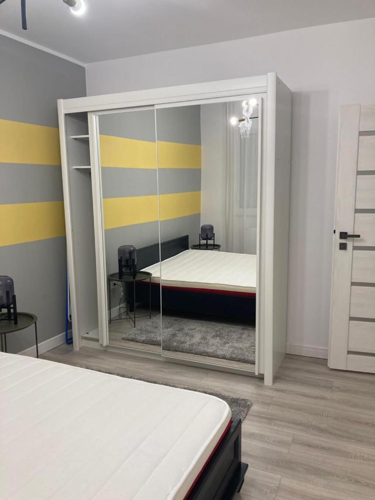 Exclusive Apartments Gala?i - Housity