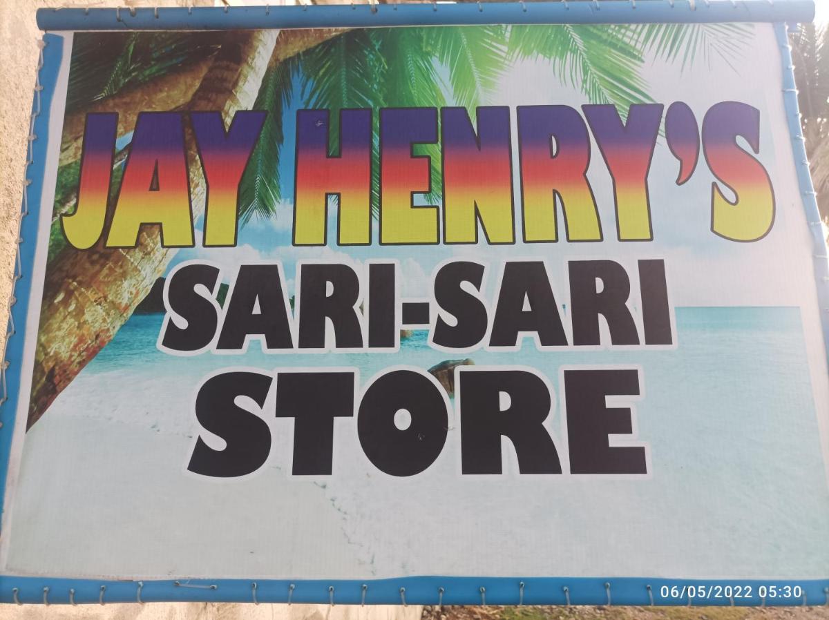 Jay Henry Transient Beach house, B Pagudpud, BLUE LAGOON BEACH - Housity