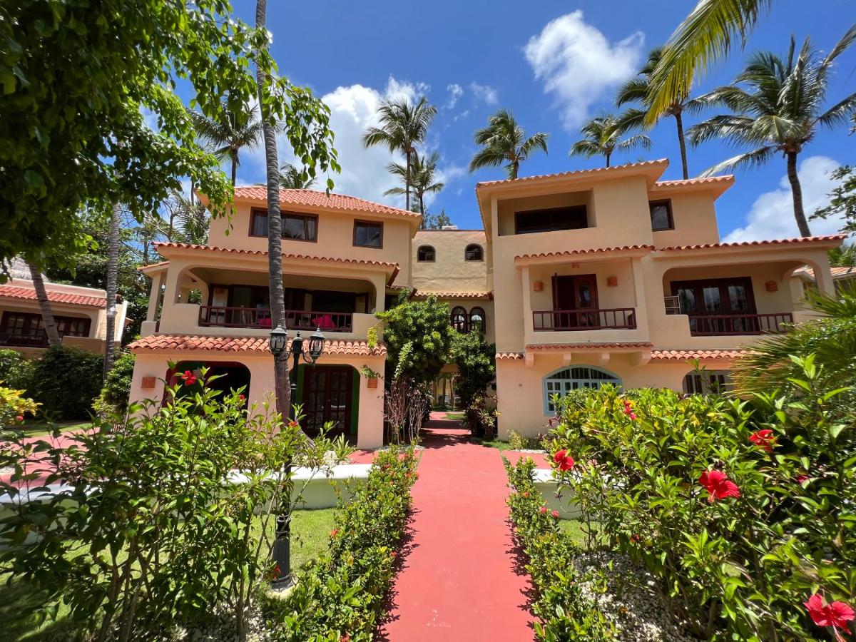 Los Corales Suite (One Suite Group) - Housity