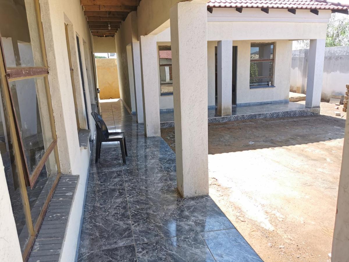 Dues Villa Stay Monthly Accomodation - Housity