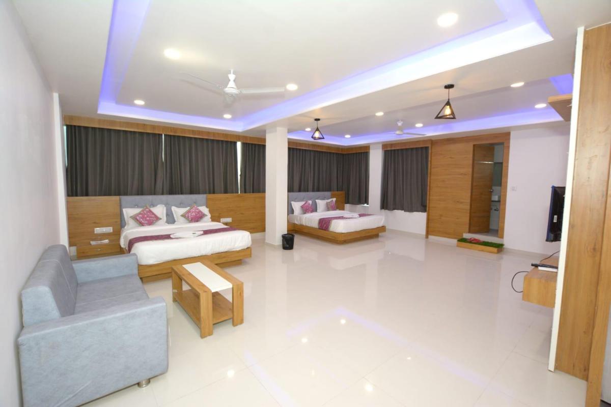 Hotel Green Leaf - Housity
