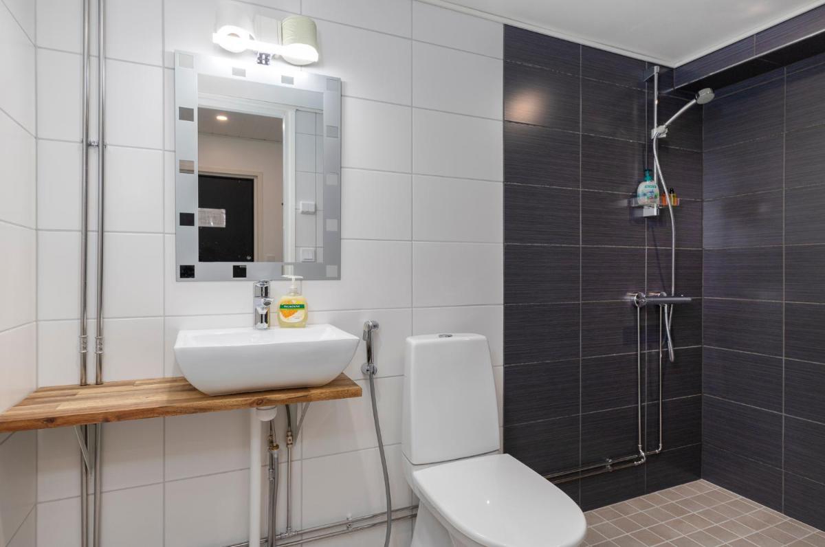 Hotelli & Ravintola Martinhovi - Housity