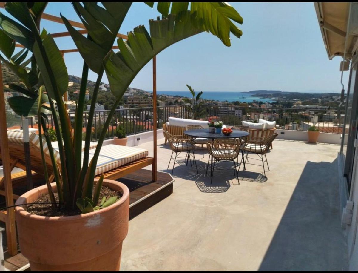 Summer Sea View Apartment with Outdoor Jacuzzi- Sauna - Housity