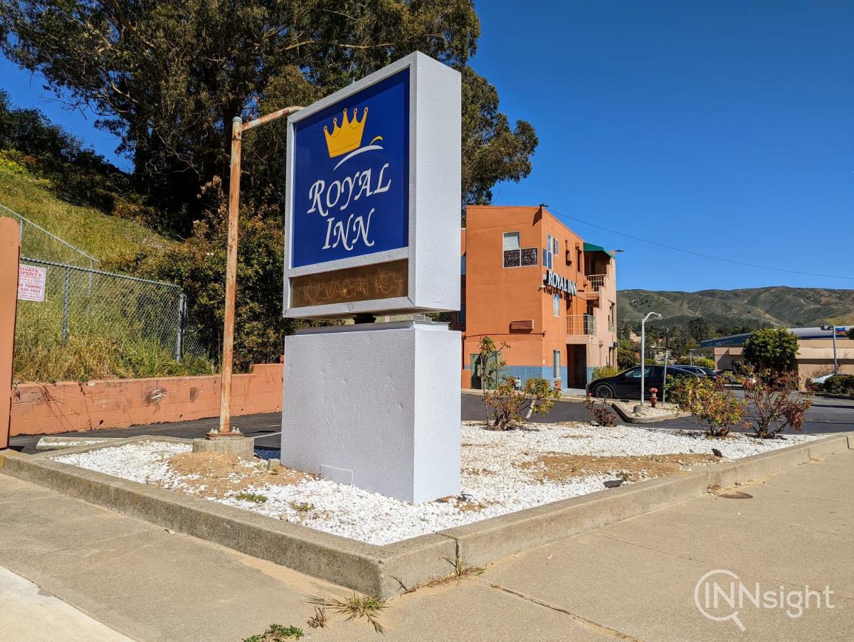 Royal Inn - Housity