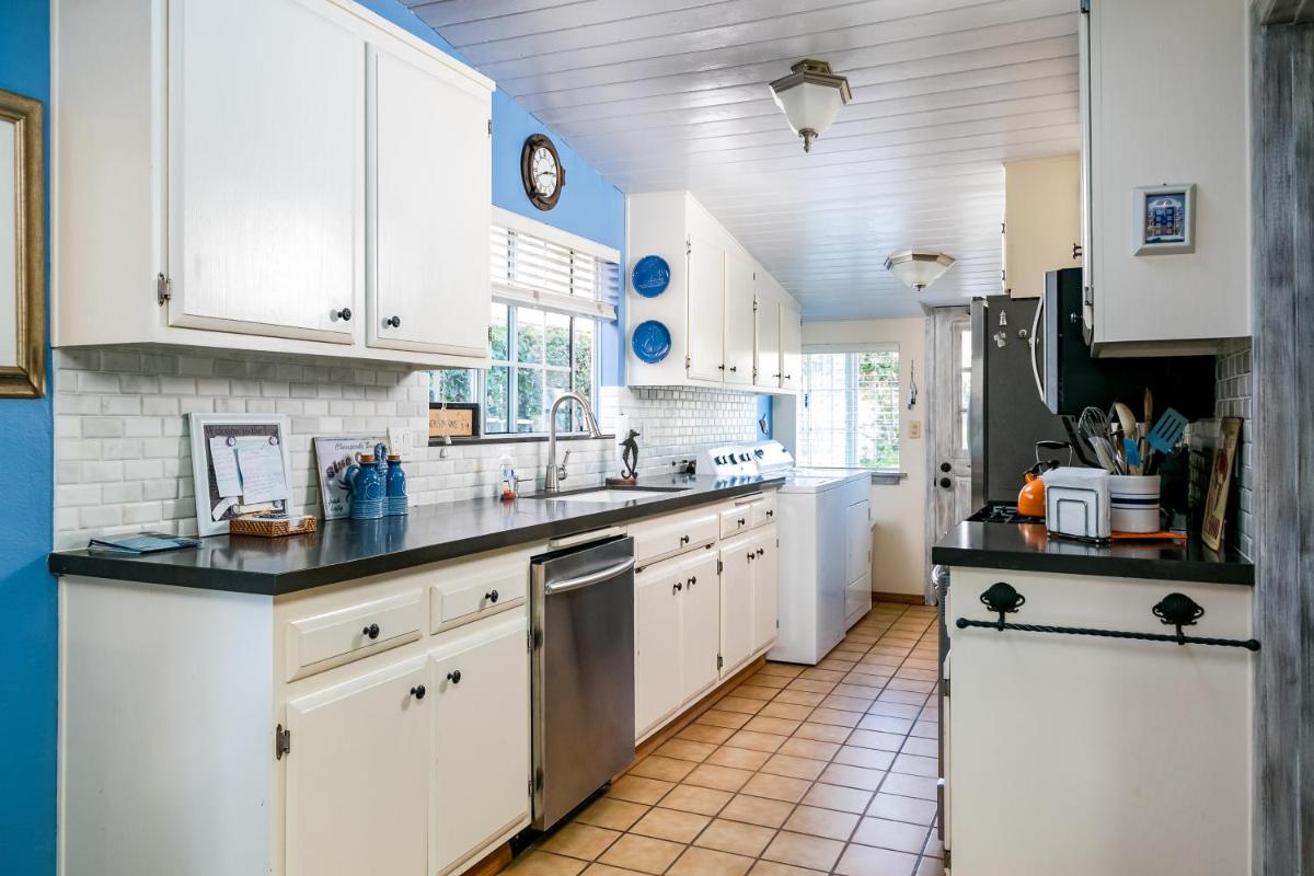 Shelburn Oasis - Housity